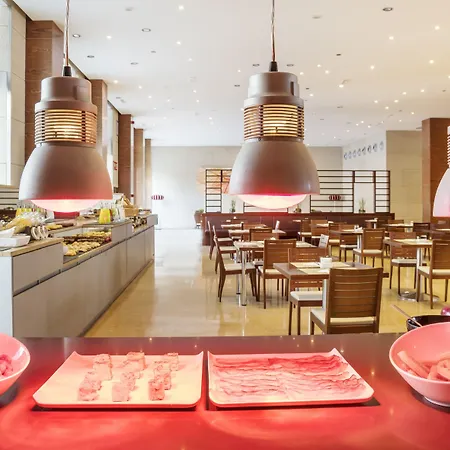 Hotel Ilunion 4 Valencia