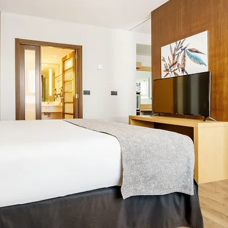 Hotel Ilunion 4 Valencia
