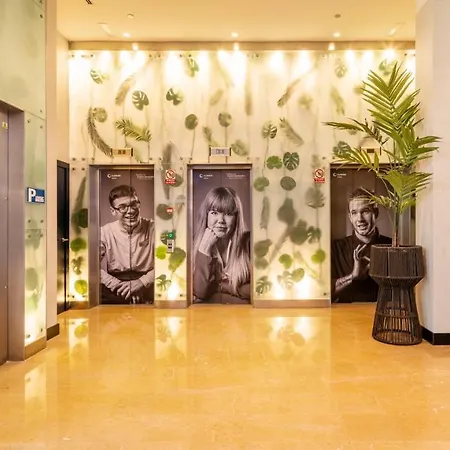 Ilunion 4 Szálloda Valencia