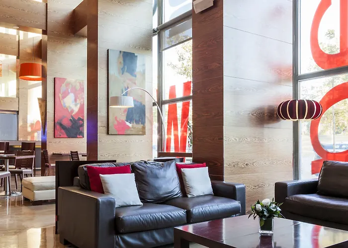 Ilunion 4 Отель