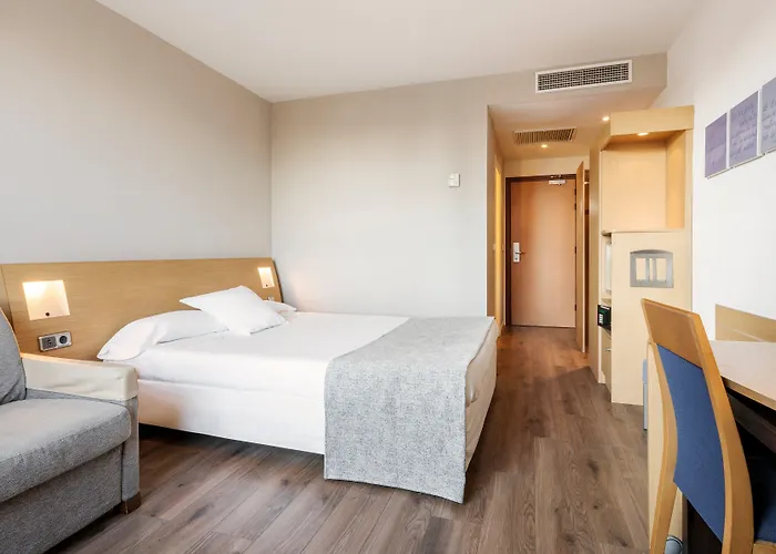 Ilunion 4 Отель Валенсия