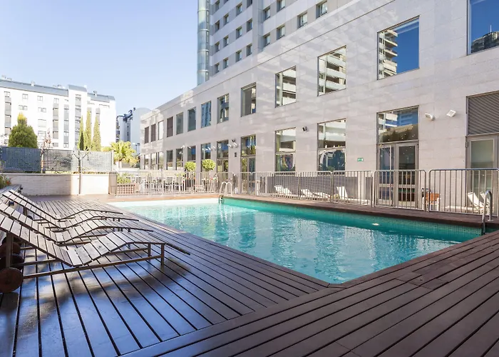 Отель Ilunion 4