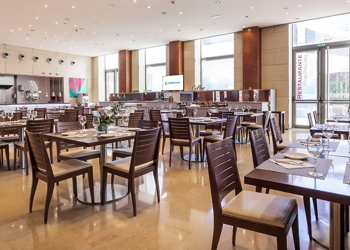 Отель Ilunion 4 4*