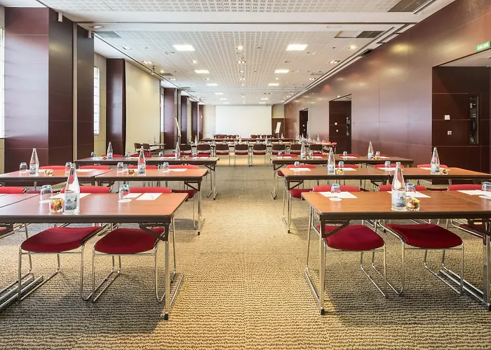 Отель Ilunion 4