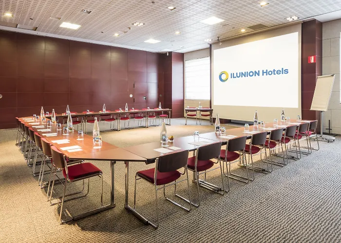 Отель Ilunion 4 Валенсия