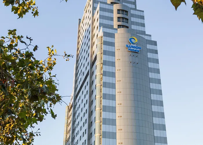 Ilunion 4 Отель