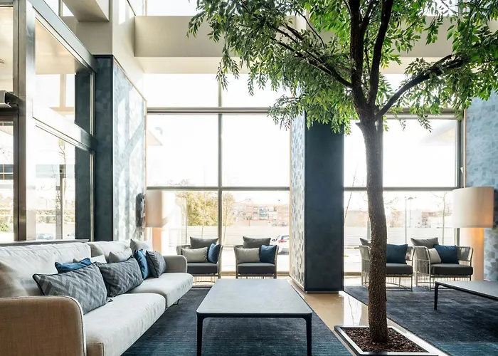 Отель Ilunion 4