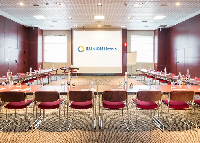 Отель Ilunion 4