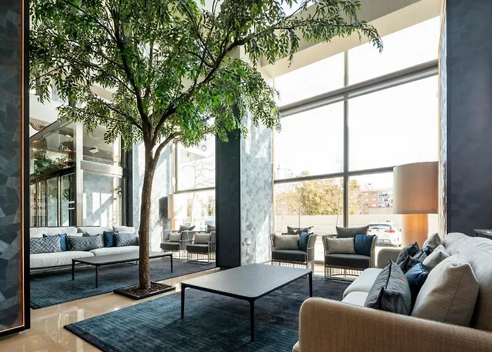 Отель Ilunion 4