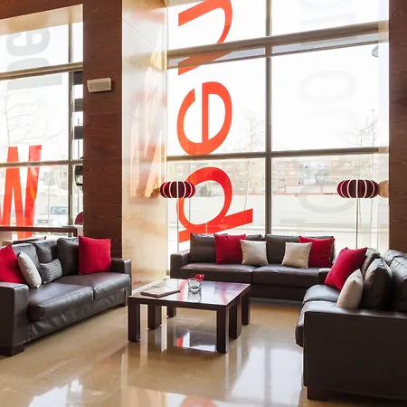 Ilunion 4 Hotel 4*