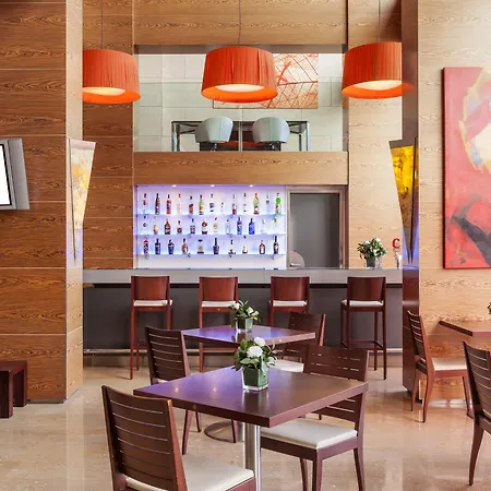 Ilunion 4 Hotel 4*