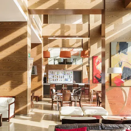 Hotel Ilunion 4 4*