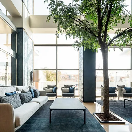Hotel Ilunion 4