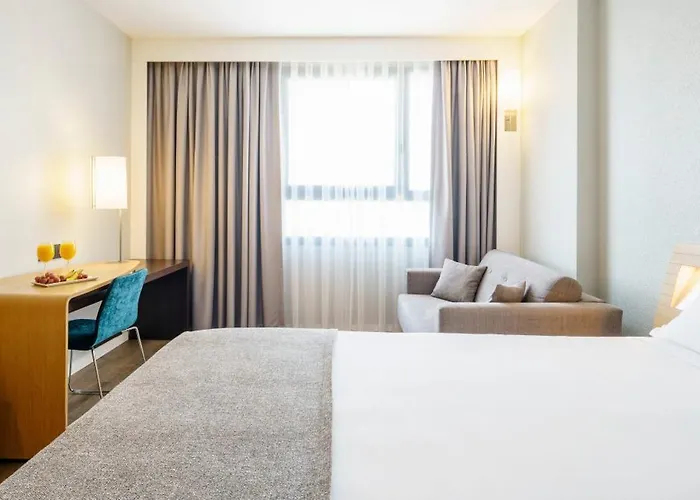 Ilunion 4 Hotel 4*